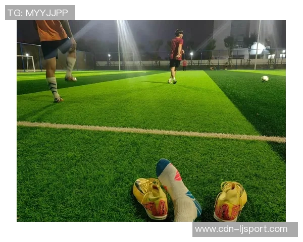 激情四溢的雪津五人足球赛点燃青春热血展现团队精神与竞技魅力